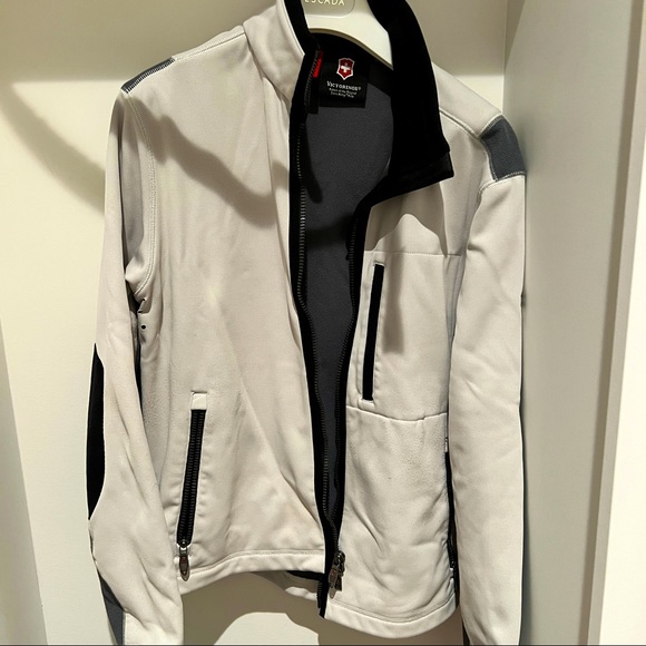 Victorinox zip up jacket - Picture 1 of 6